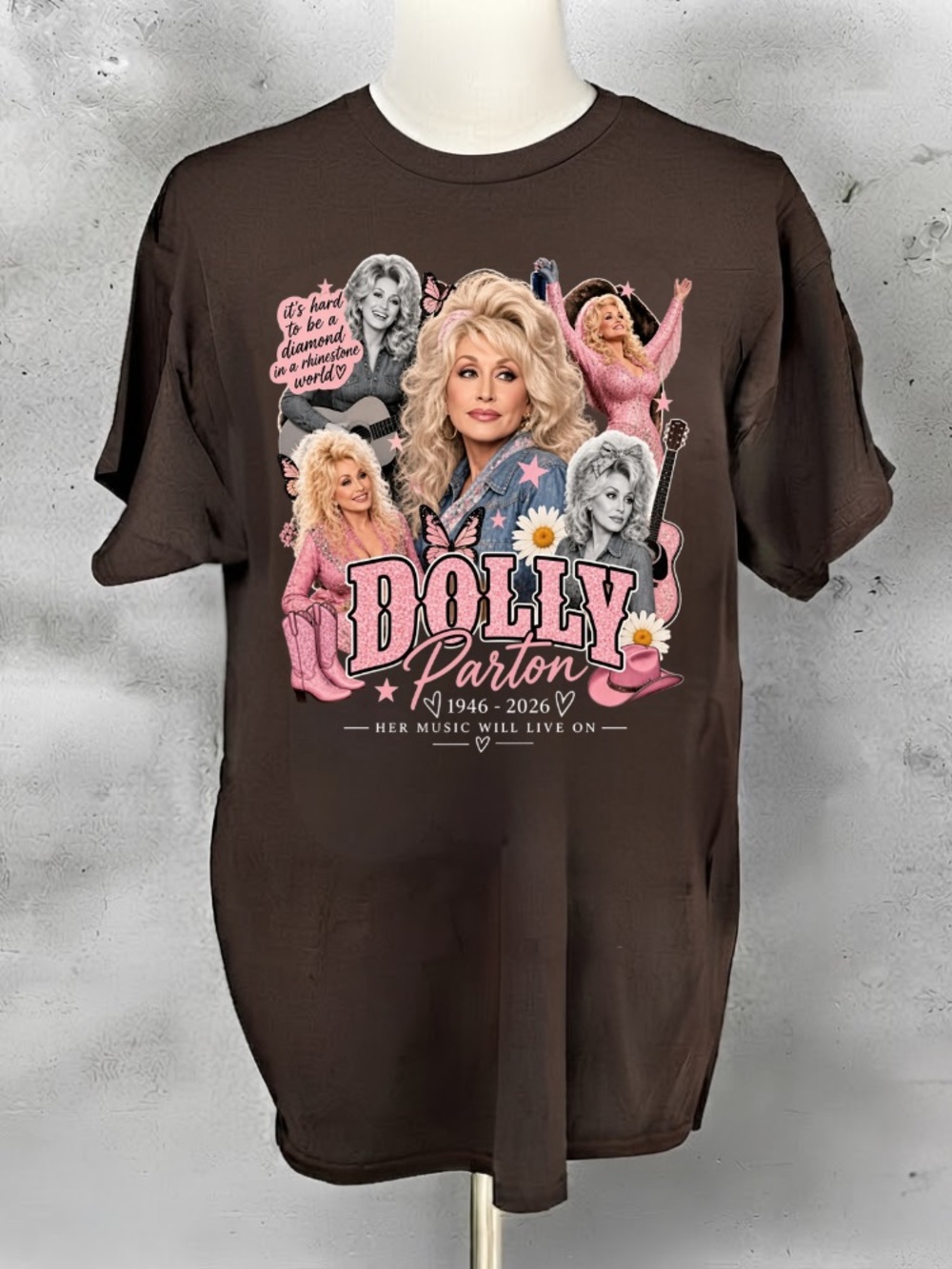 Dolly Parton Memoria Collage Graphic T-shirt